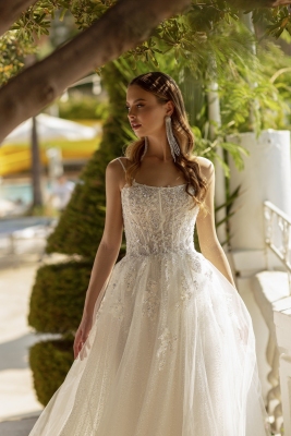 Wedding-dress-704-3